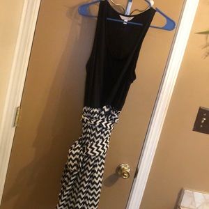 Pretty sleeveless dress